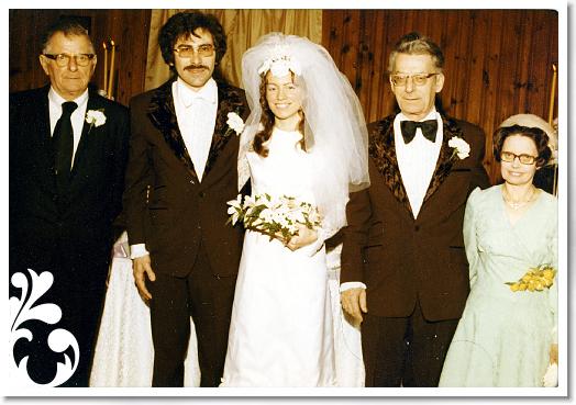 08-bride_groom_and_parents