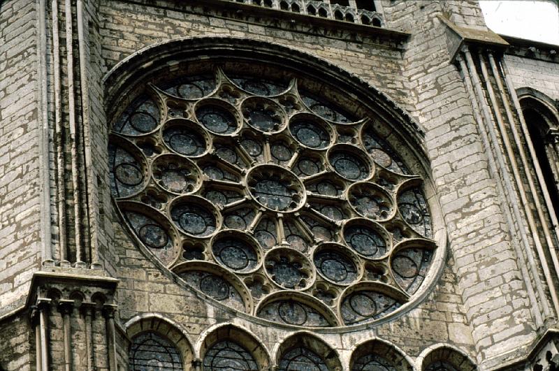 rose_window_exterior 