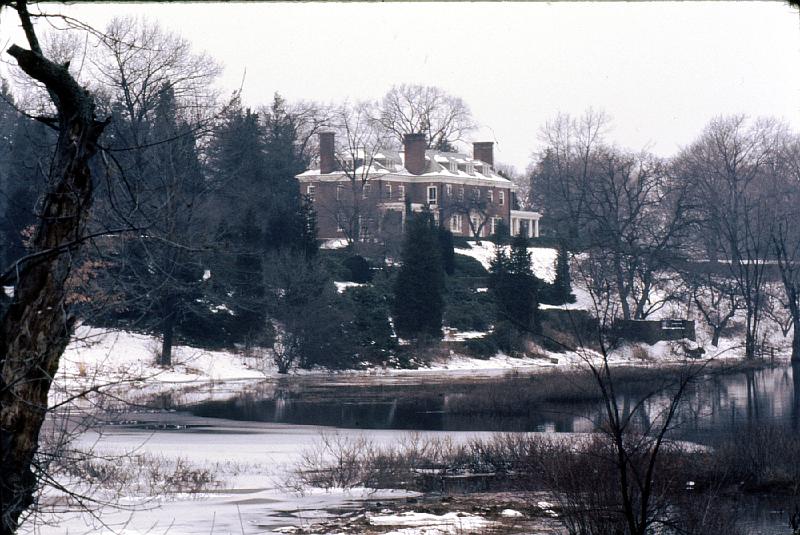 06-Concord_Battle_Museum Concord River and national historic museum