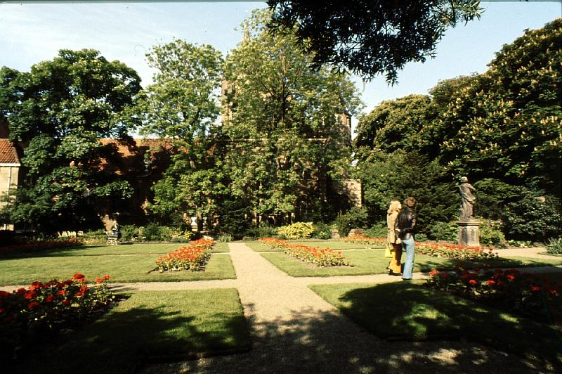 garden_House_of_Orange The courtyard garden
