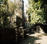 courtyard_House_of_Orange Courtyard of William the Silent's house.