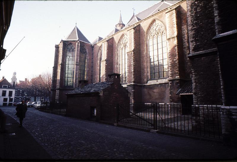 Leiden_John_Robinson's_house This little brick house next to the church is where John Robinson lived.