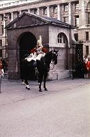 Horse_Guard_11_dismount