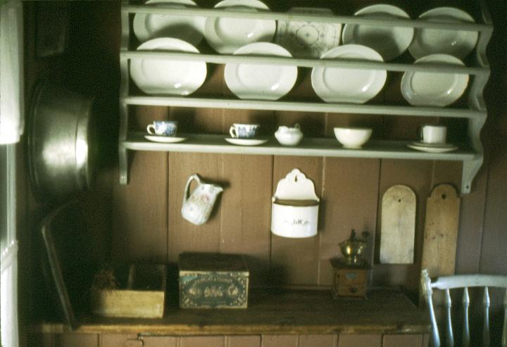Frogner_Manor_cupboard