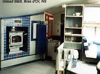 8-gilead-ourroom 