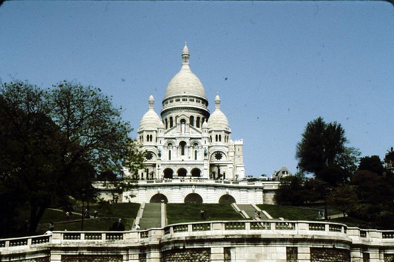 Sacre_Coeur Sacre Coeur is atop Montartre.