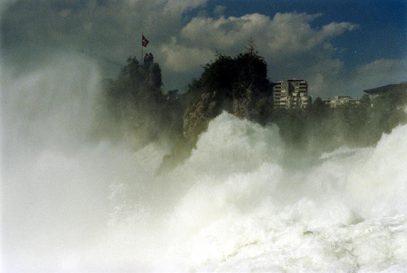 x-04 Another view of the hotels.