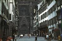 approaching_cathedral 