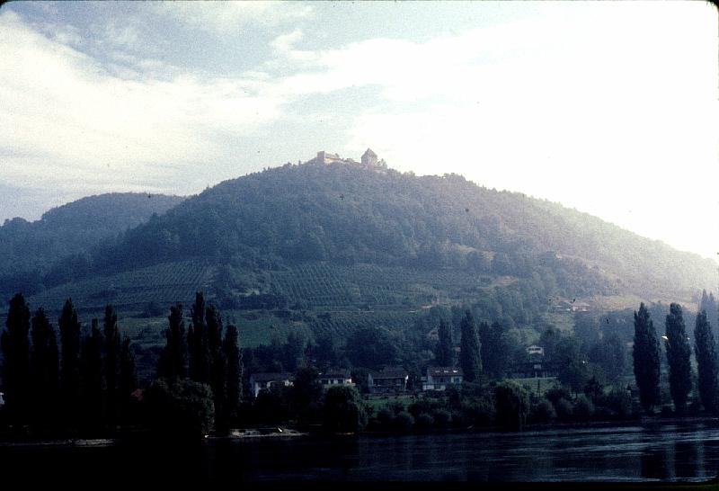 Stein_castle Stein's castle overlooks the town.