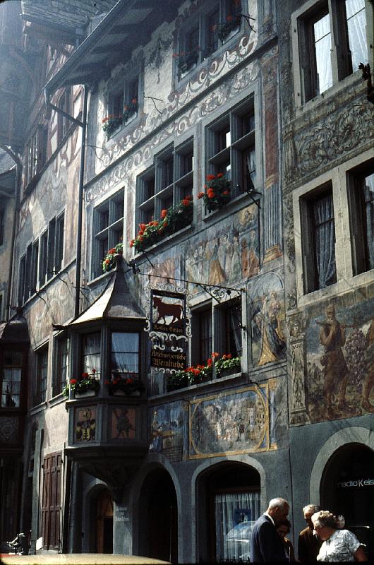 Stein_ornate_building More frescoes