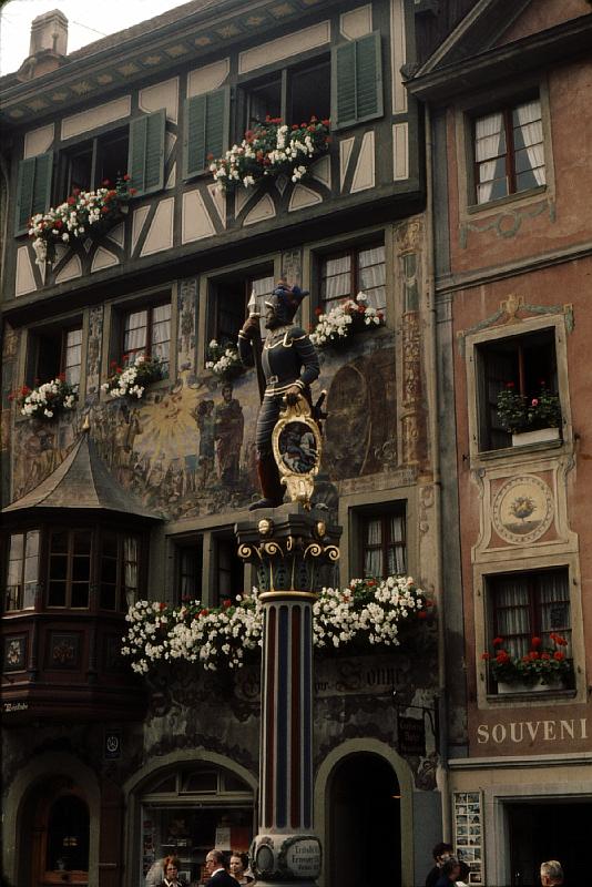 Stein_ornate_house_with_William_Tell_monument Ornate houses and central square monument.