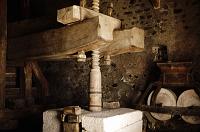 Stein_wine_press